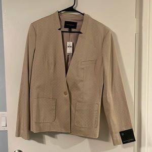 New  blaizer banana republic with tags size 12 tan white polkadots